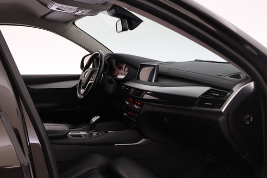 BMW X6 vaihtoauto