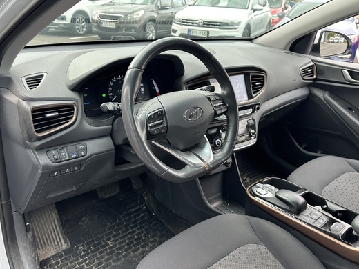 Hyundai IONIQ electric vaihtoauto