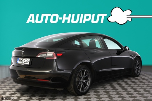 Tesla Model 3 vaihtoauto