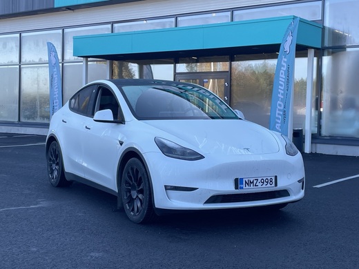 Tesla Model Y vaihtoauto