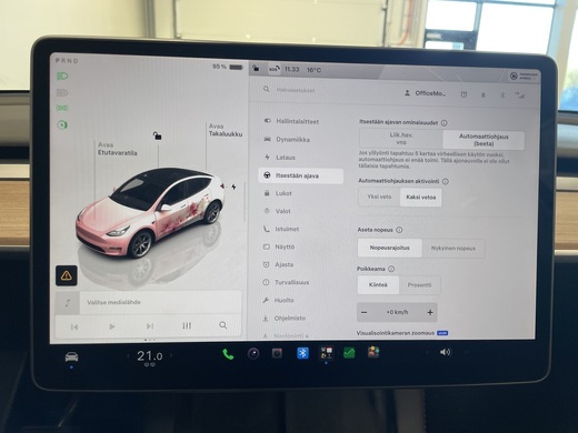 Tesla Model Y vaihtoauto