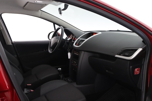 Peugeot 207 vaihtoauto