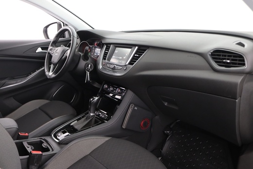 Opel Grandland X vaihtoauto
