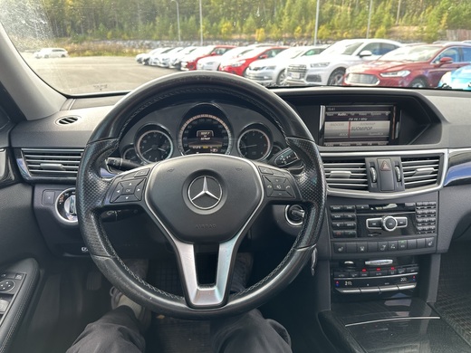 Mercedes-Benz E vaihtoauto