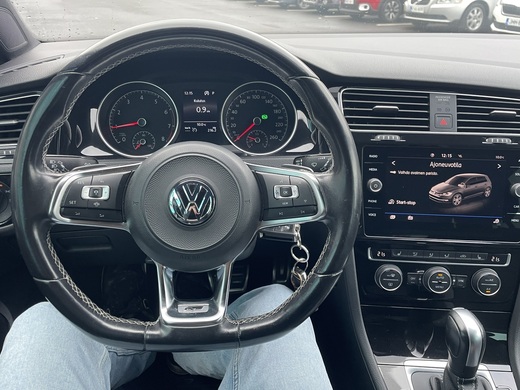 Volkswagen Golf vaihtoauto