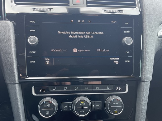 Volkswagen Golf vaihtoauto