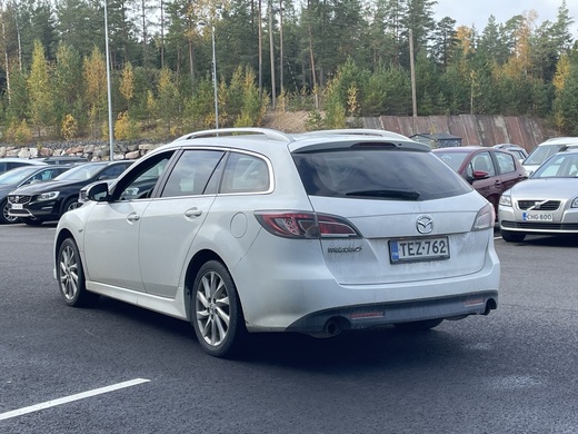 Mazda 6 vaihtoauto
