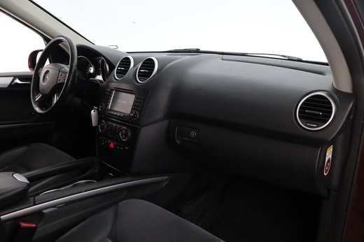 Mercedes-Benz ML vaihtoauto