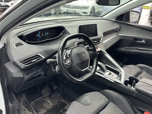 Peugeot 5008 vaihtoauto