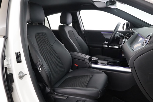 Mercedes-Benz EQA vaihtoauto
