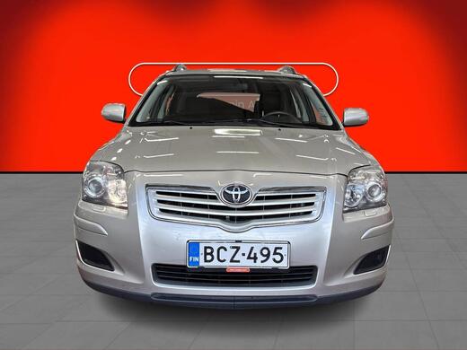 Toyota Avensis vaihtoauto