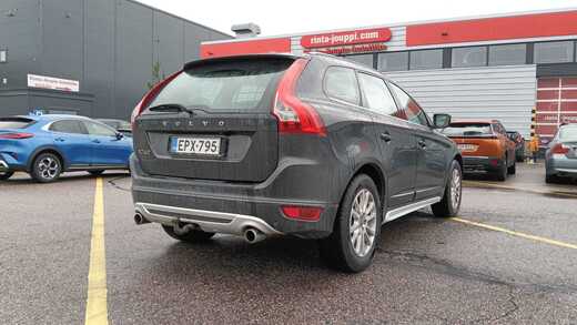 Volvo XC60 vaihtoauto