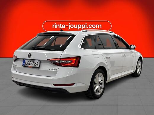 Skoda Superb vaihtoauto