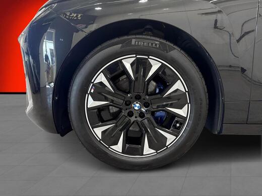 BMW iX vaihtoauto