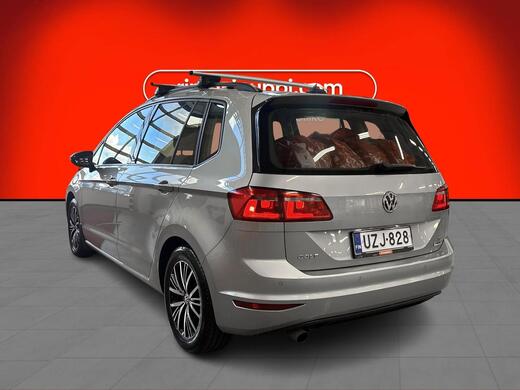 Volkswagen Golf Sportsvan vaihtoauto