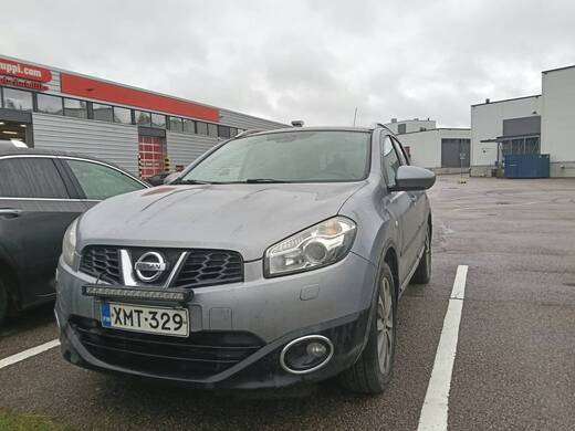 Nissan Qashqai+2 vaihtoauto