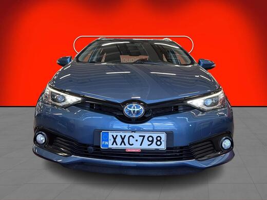 Toyota Auris vaihtoauto