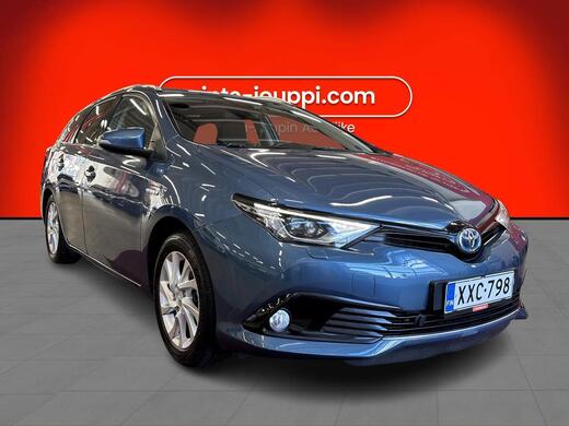 Toyota Auris vaihtoauto