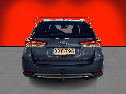 Toyota Auris vaihtoauto