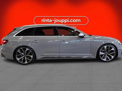 Audi RS4 vaihtoauto