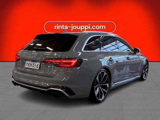 Audi RS4 vaihtoauto