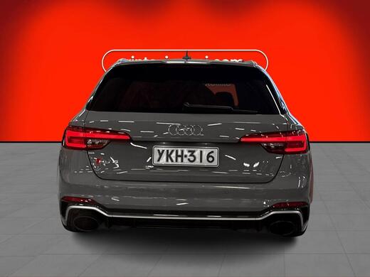 Audi RS4 vaihtoauto