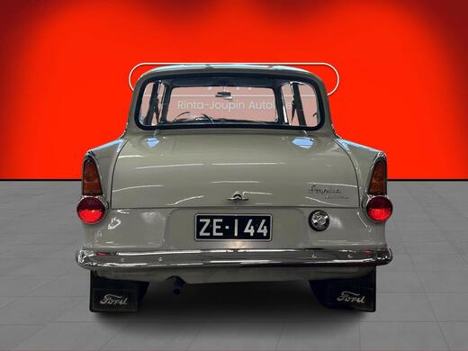 Ford Anglia vaihtoauto