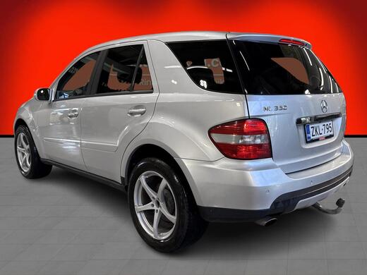 Mercedes-Benz ML vaihtoauto
