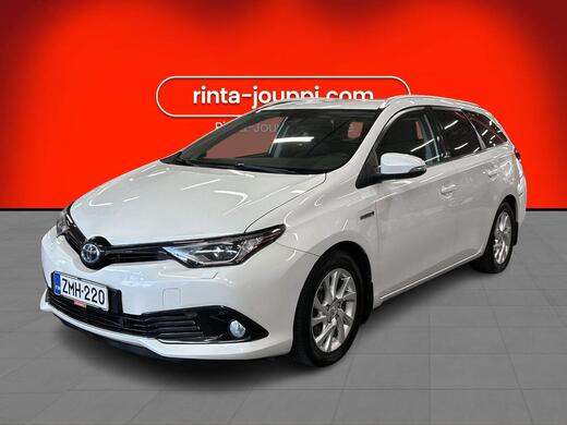 Toyota Auris vaihtoauto