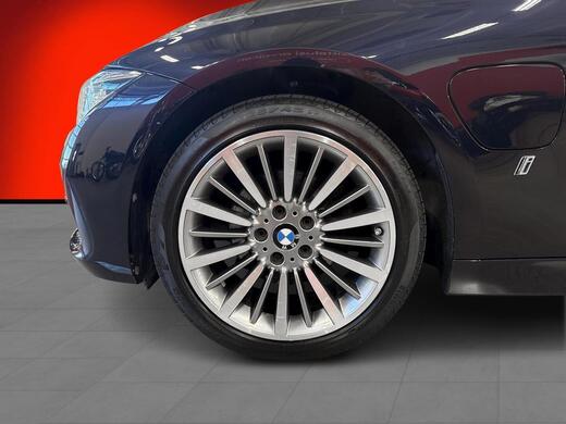 BMW 330 vaihtoauto
