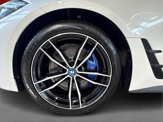 BMW i4 M50 vaihtoauto