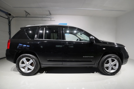 Jeep Compass vaihtoauto