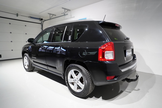 Jeep Compass vaihtoauto