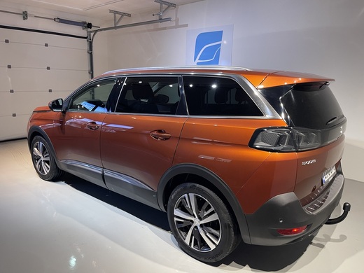 Peugeot 5008 vaihtoauto