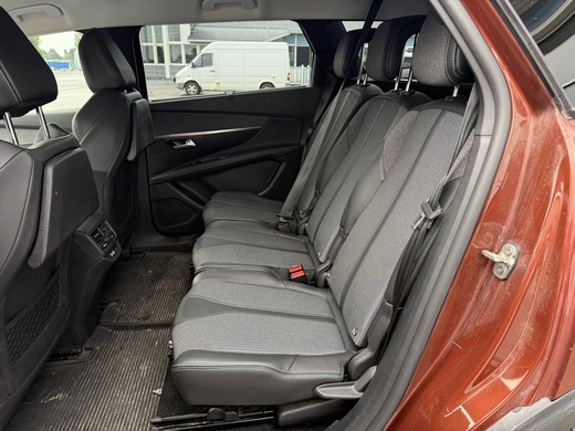 Peugeot 5008 vaihtoauto