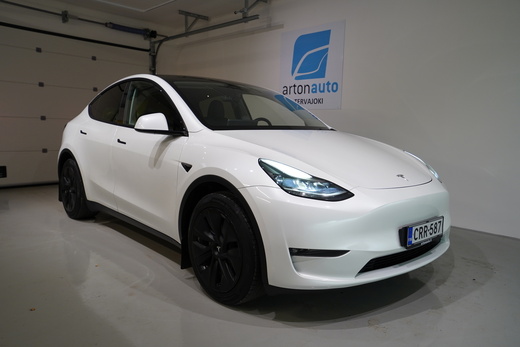 Tesla Model Y vaihtoauto