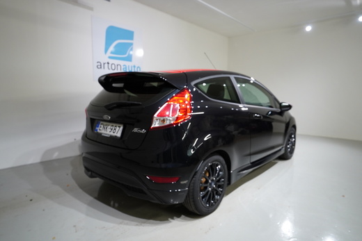 Ford Fiesta vaihtoauto