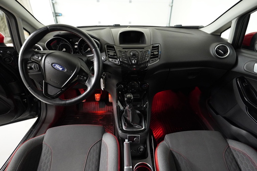 Ford Fiesta vaihtoauto