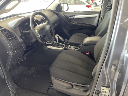 Isuzu D-Max vaihtoauto