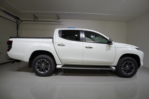 Mitsubishi L200 vaihtoauto