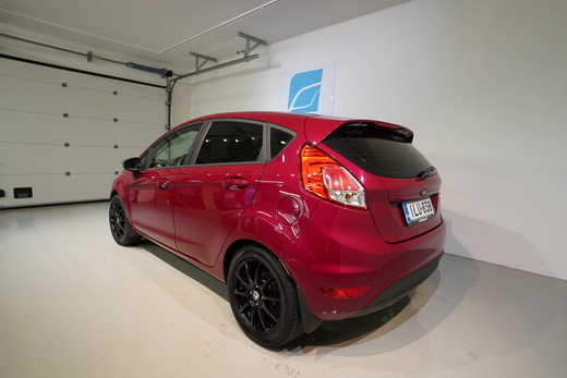 Ford Fiesta vaihtoauto