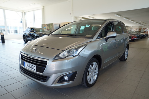 Peugeot 5008 vaihtoauto