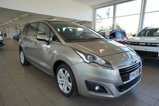 Peugeot 5008 vaihtoauto