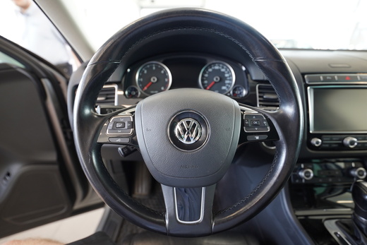Volkswagen Touareg vaihtoauto