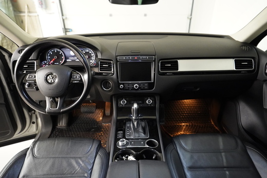 Volkswagen Touareg vaihtoauto