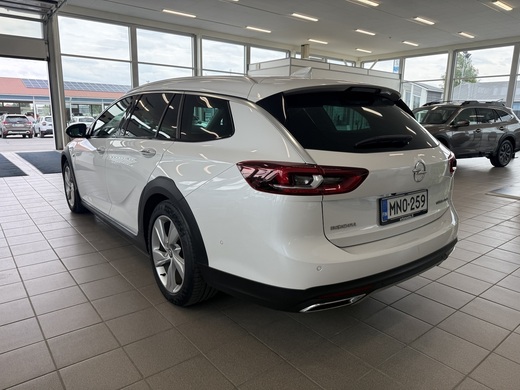 Opel Insignia vaihtoauto
