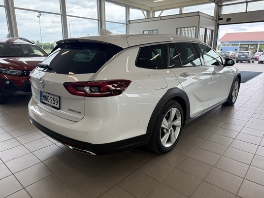 Opel Insignia vaihtoauto