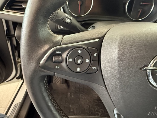 Opel Insignia vaihtoauto