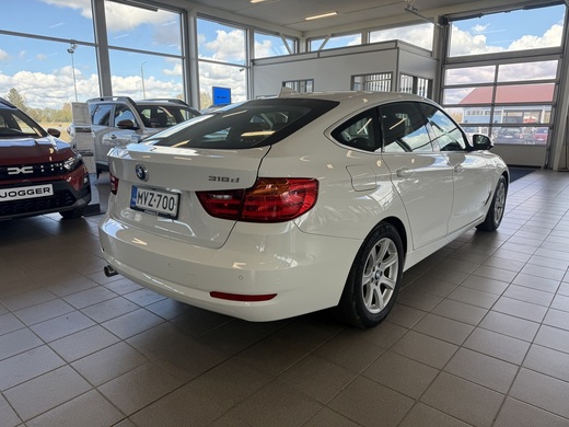 BMW 318 vaihtoauto