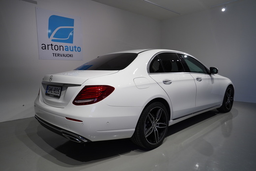 Mercedes-Benz E vaihtoauto